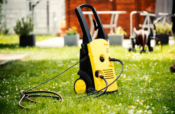 Best Animal Enclosure Cleaning  in Leander, TX